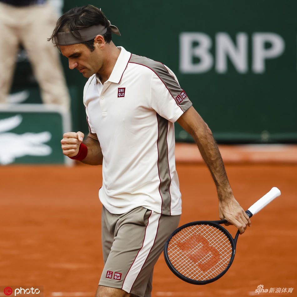 爱游戏官网-费德勒新星重要助攻表现突出，FPX前途光明！